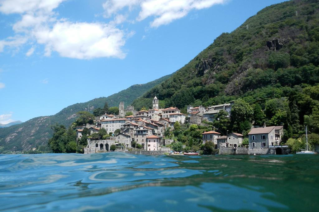 Al Castello Apartment Dervio Exterior photo